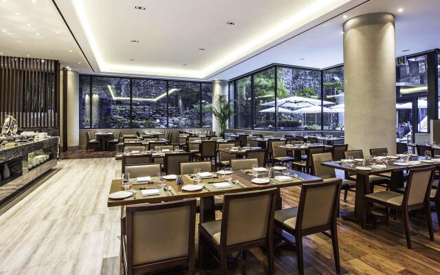 Novotel Ambassador Seoul Doksan