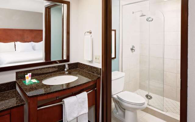 Hyatt Place Ontario / Rancho Cucamonga