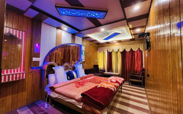 Hotel Glacier Heights