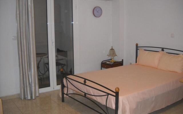 Central Cozy Apartment 4