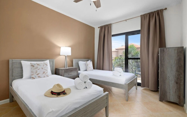 Upscale Gated Community Oasis Close to the Beach