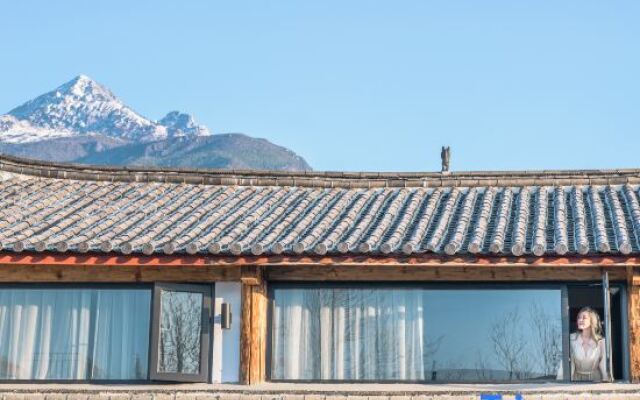 Lijiang Baisha Wuzi Mountain House