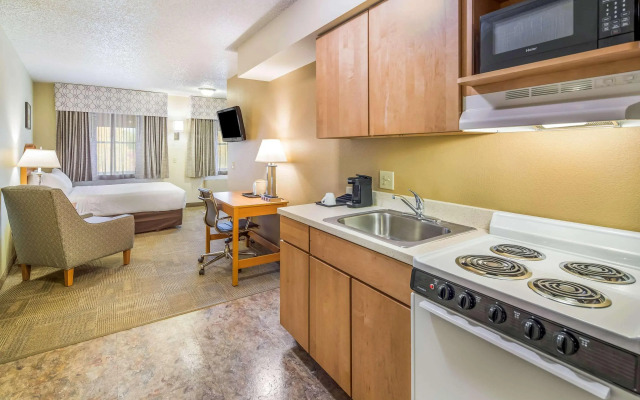 Clarion Hotel & Suites Fairbanks near Ft. Wainwright