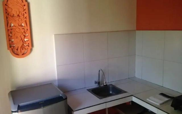 Kirana Homestay - Dusk Bungalow
