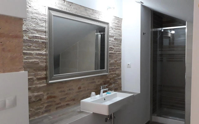 Puerta Alameda Suites