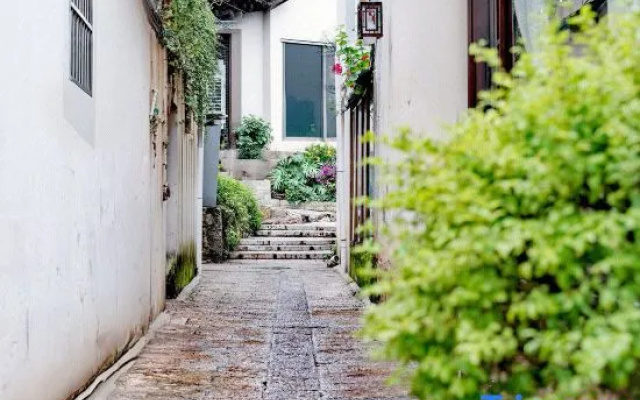 Qianyu Miyun Viewing Bieyuan (Lijiang Ancient City Dashuiche Shop) – Outside – Lijiang