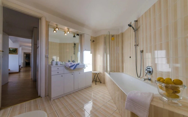 ALTIDO marvellous Penthouse in Rapallo