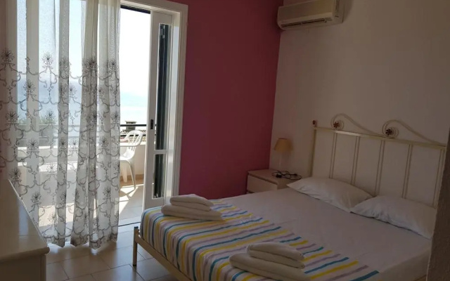Menigos A2no.87 Seaview 2 Bedroom