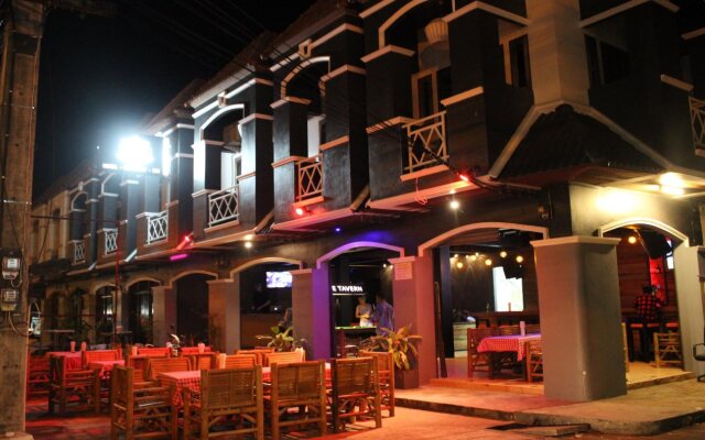 Asia Blue The Tavern Hacienda - Hostel