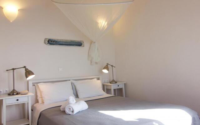 Mani Apartments Suites