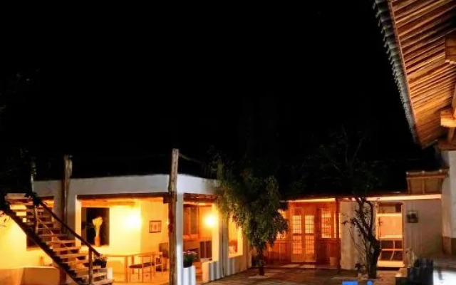 Shaxi Du Shang Lan Zhou rustic luxury hotel