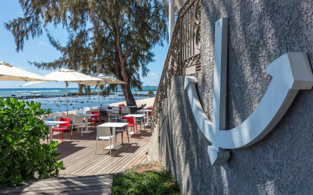 Voile Bleue Boutique Hotel