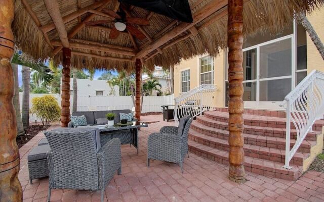 Walk to Beach Spacious Estate with Hot Tub & Game Room