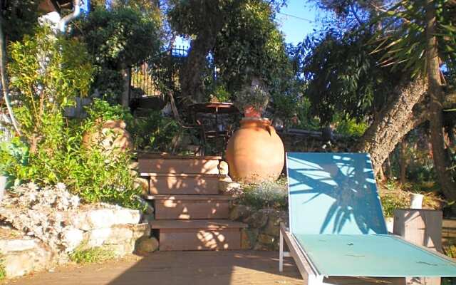 Au Jardin Des Couleurs