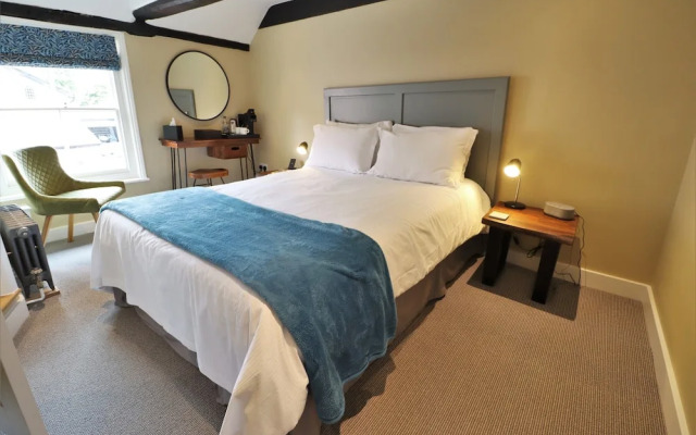 The Marlborough Head Inn