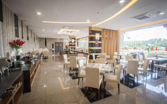 Lintas Platinum Hotel