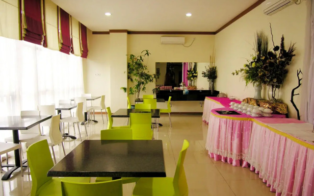 Delta Sinar Mayang Hotel