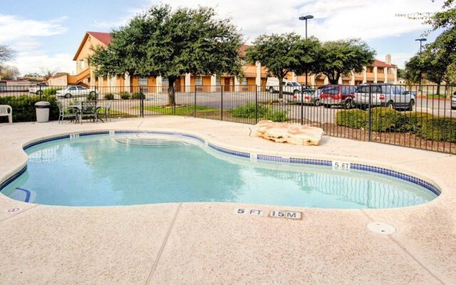 Motel 6 Georgetown, TX