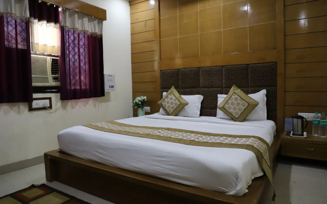 Hotel Raj Mandir