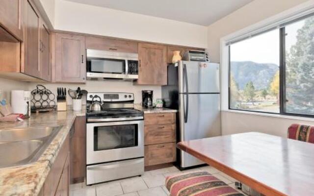 La Vista Blanc 69 by RedAwning