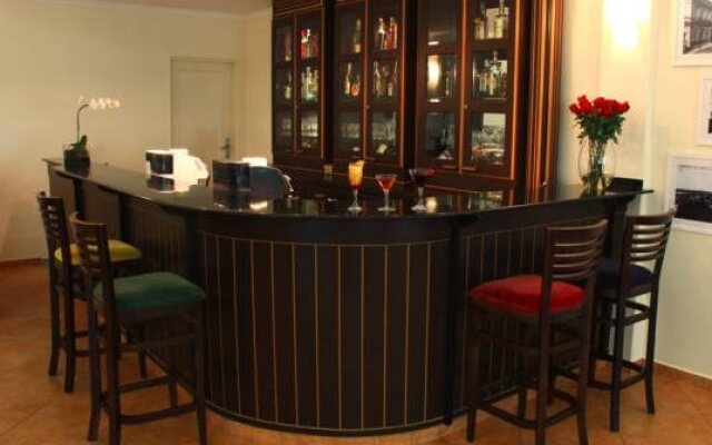 Itu Plaza Hotel
