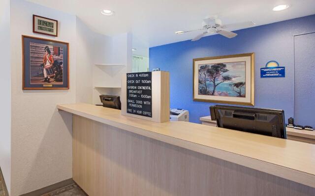 Days Inn by Wyndham Mackinaw City/Bridgeview Area