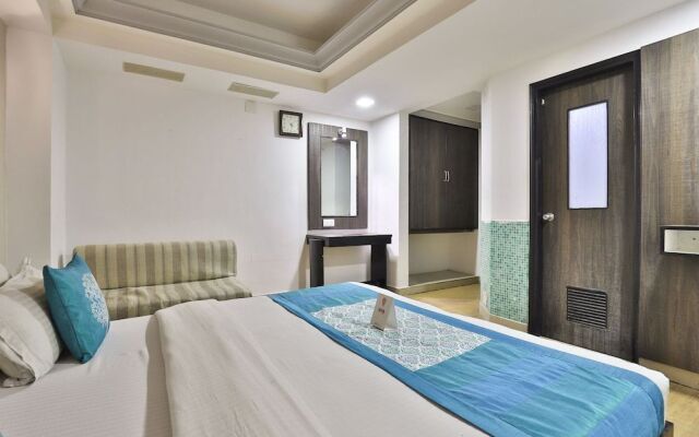 OYO 2336 Hotel Shri Krishna Palace