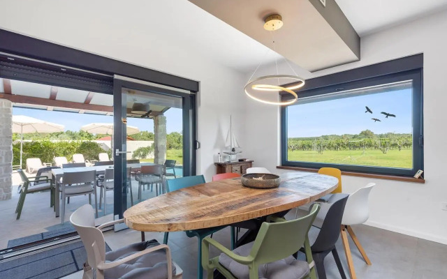 Villa Stellar