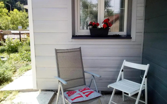 Flat in cottage close to the centre parking, WiFi, BBQ