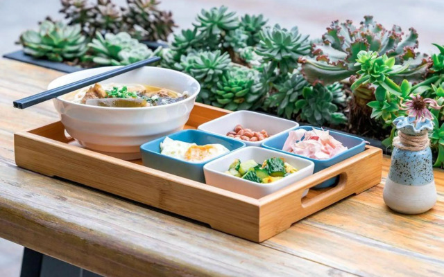 Pinyun · Qingju Hotel