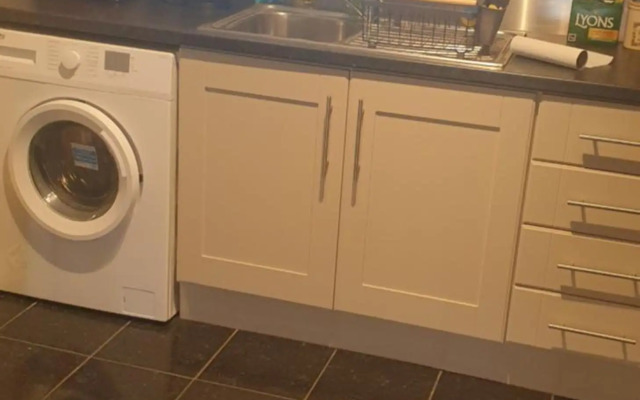 Trim centre apartment