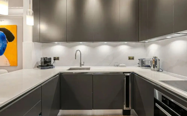 Holland Park Home - Central AC Ultra Luxury