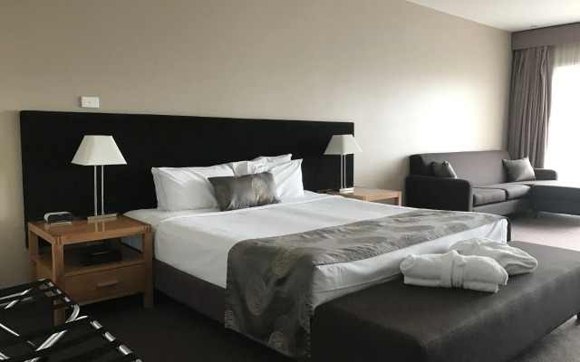 Mornington Hotel