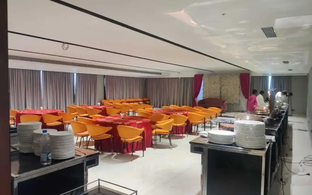 Motel Bilaspur City