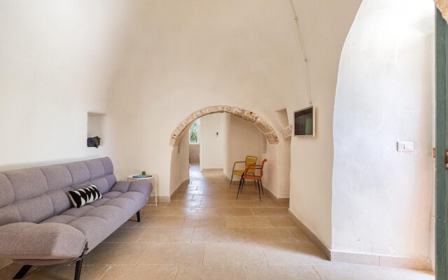 2499 Trulli La Meringa by Perle di Puglia