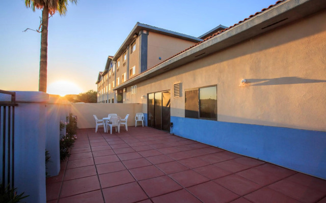 Vagabond Inn Executive - Green Valley