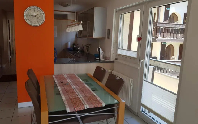 Ferienwohnung Zayetta Orange Cube Nr. 11a