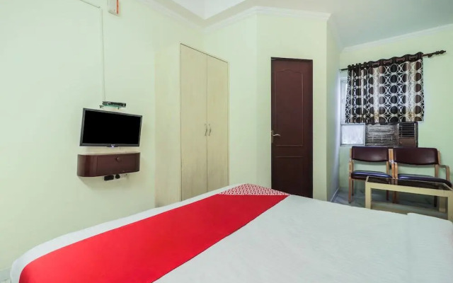 Om Hotel by OYO Rooms