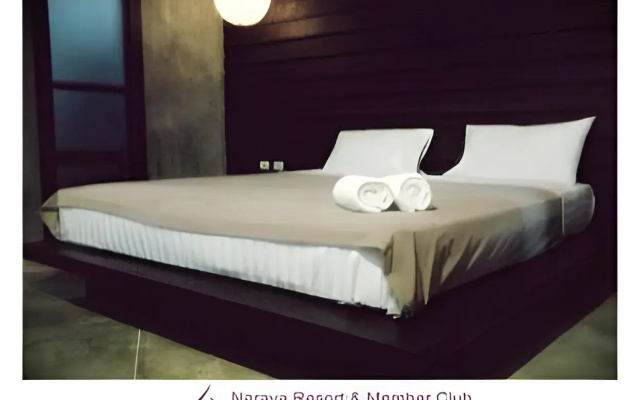 Naraya Riverside Resort