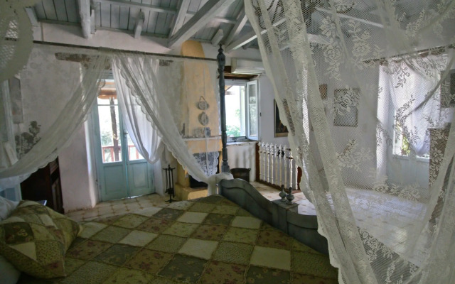 Pavezzo Country Retreat