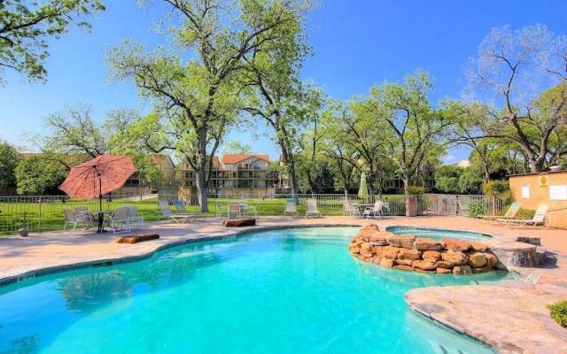 Ww D101 2 Bedroom Condo