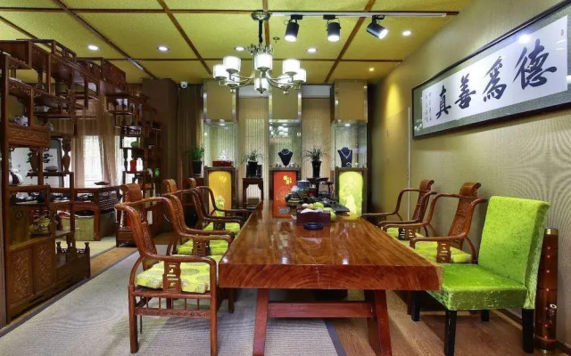 Floral Hotel Lijiang Yishe