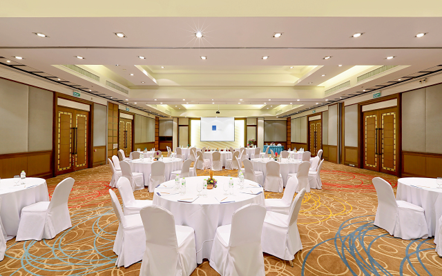 Novotel Phuket Vintage Park Resort