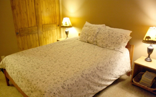 Park Place #C104 By Peak Property Management