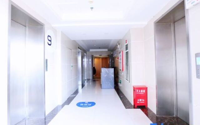 VecRay Hotel (North Gate of Henan Sports Center)