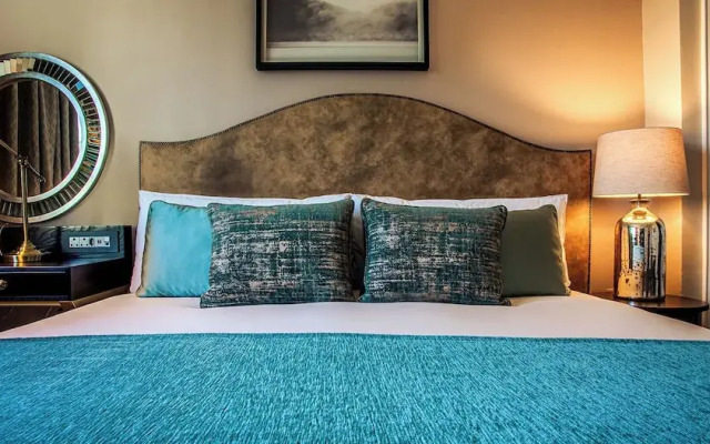 The Ridge Hotel