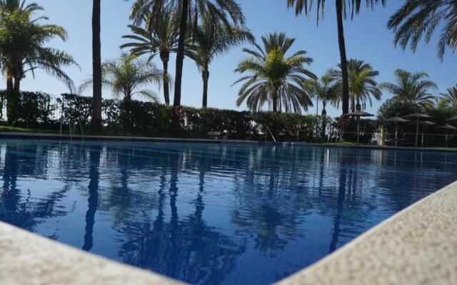 Skol 617 Beachfront Two-bedrooms Duplex With Sea Views