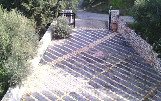 Villa Dimosthenis 4 Bedrooms With Private Pool