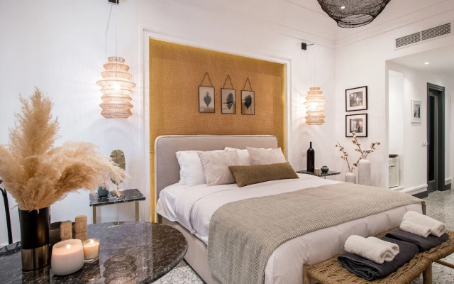 Amelot Art Suites