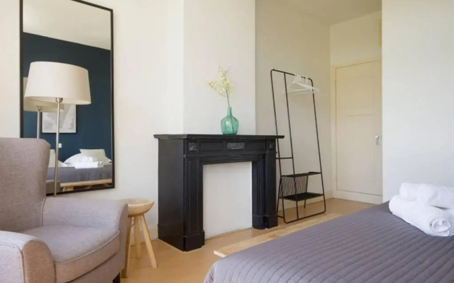 2 Bedroom 2 Bathroom Canal Apartment